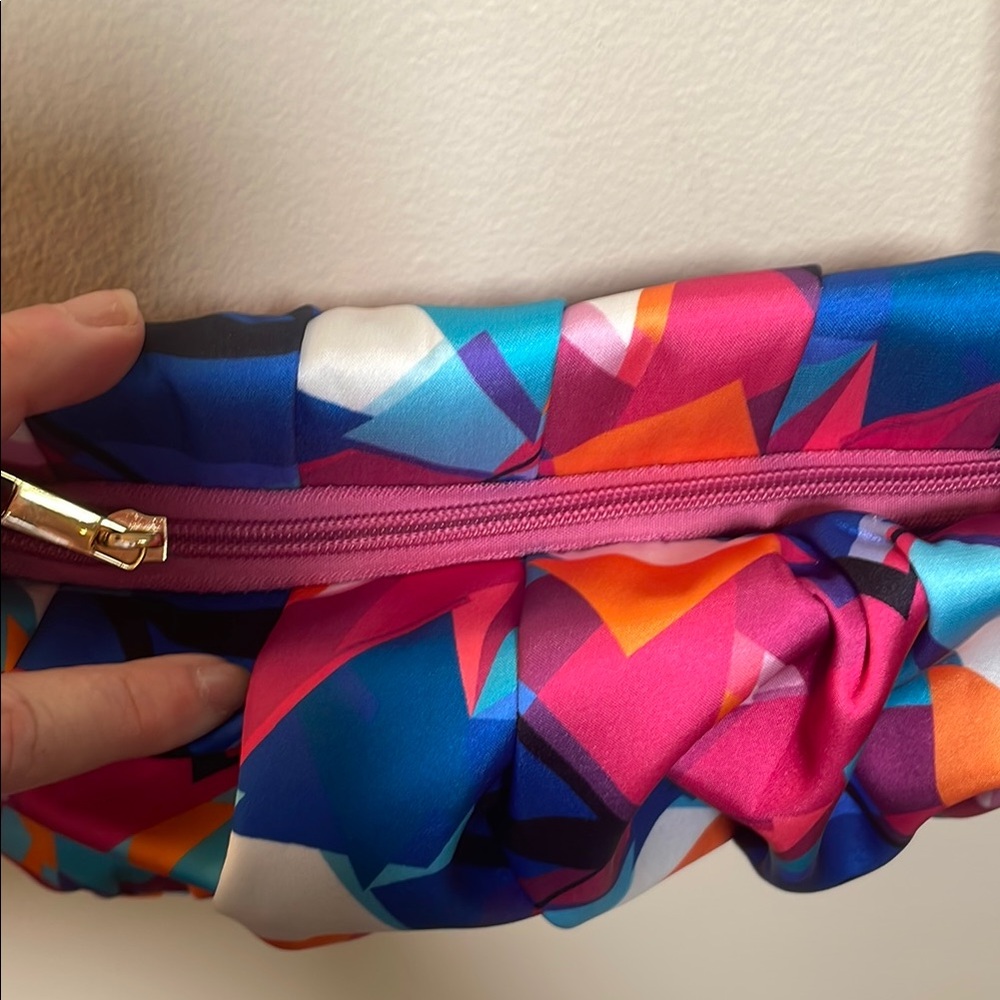 Jurlea | Colorful Geometric Clutch - Picture 4 of 8